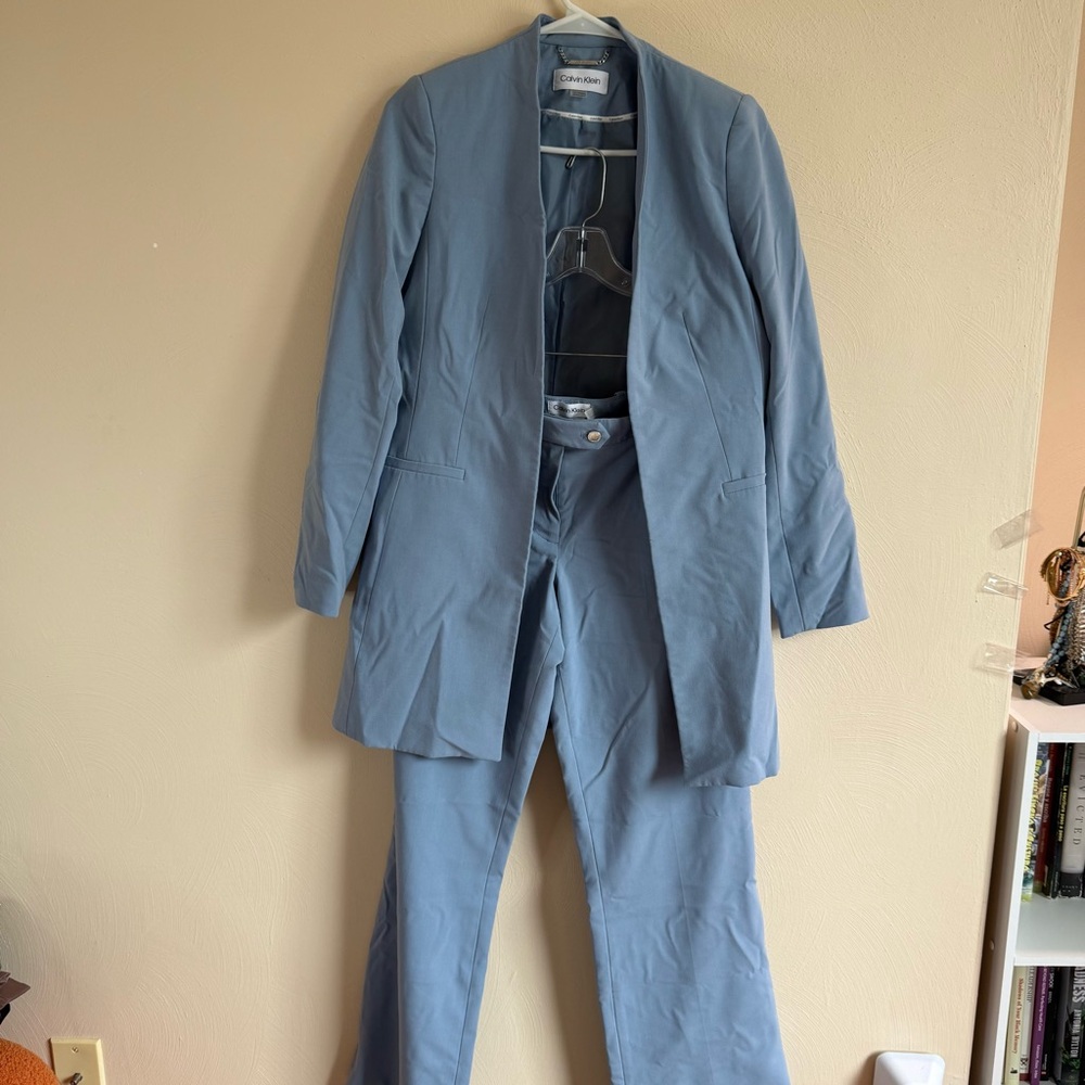 Calvin Klein Women’s Blue Suit Modern Professional Style